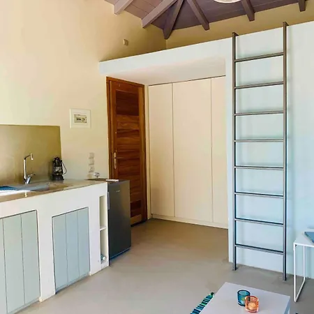 A Designed Loft A Minute Walk To The *